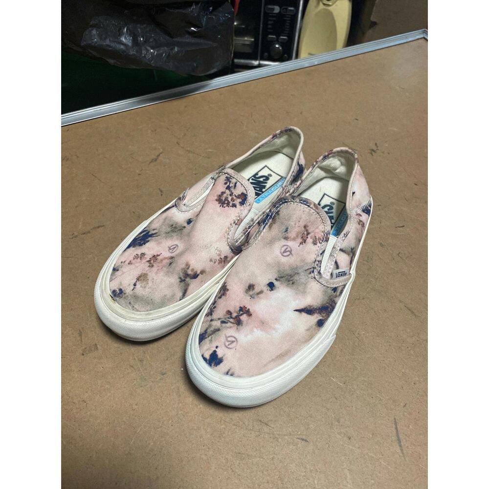 Vans 7.0 woman’s pink floral off the wall slipper shoes